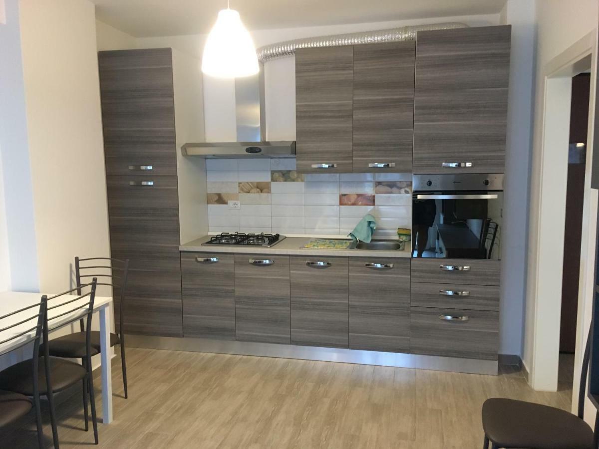 Bruka Apartaments Shengjin Exterior photo